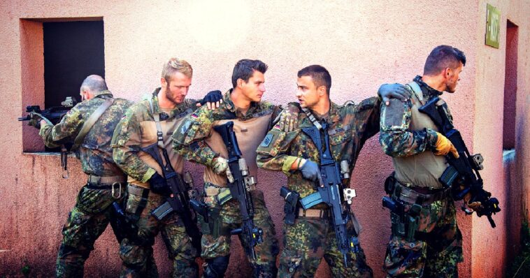 ‘superpower’:-the-fifteen-german-soldiers-sent-to-‘defend’-greenland-have-already-returned-home-(video)