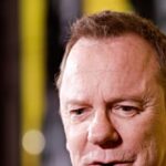report:-kiefer-sutherland-allegedly-punched,-tried-to-choke-uber-driver-before-arrest