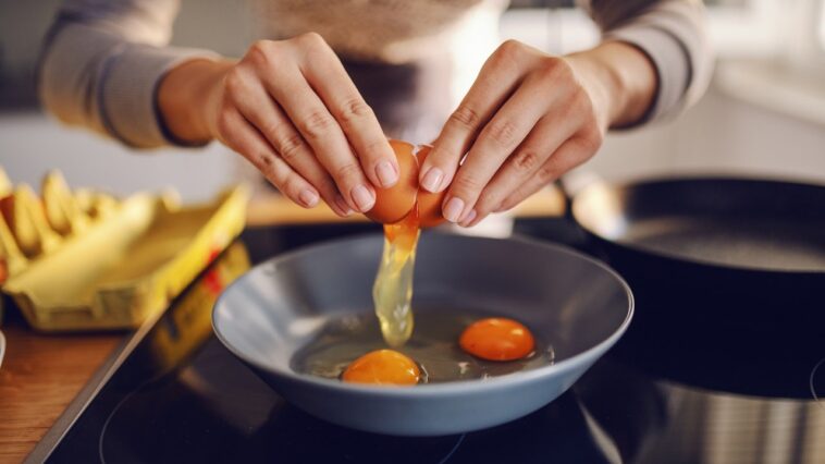 tools-that-help-you-cook-breakfast-at-home-faster-–-and-order-out-less