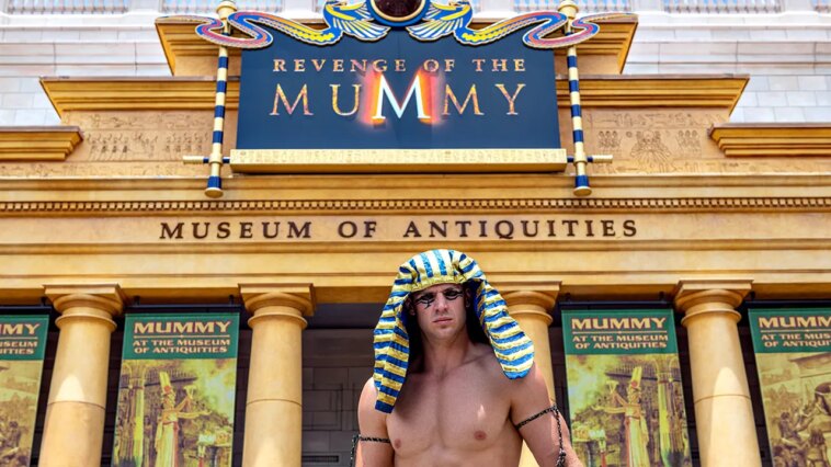 universal-orlando-visitor-dies-after-riding-revenge-of-the-mummy-roller-coaster,-state-report-says