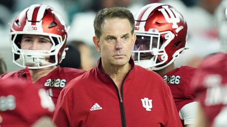 indiana’s-curt-cignetti-complains-about-lack-of-calls-against-miami-during-halftime-of-national-title-game
