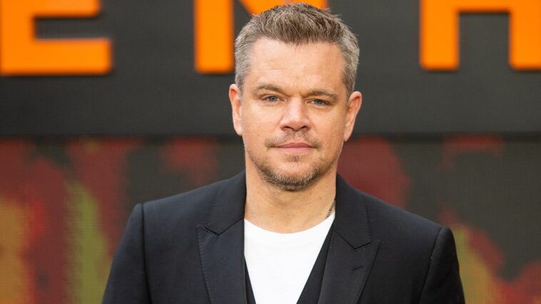 matt-damon-claims-netflix-wants-movies-to-repeat-plots-in-scenes-because-‘people-are-on-their-phones’