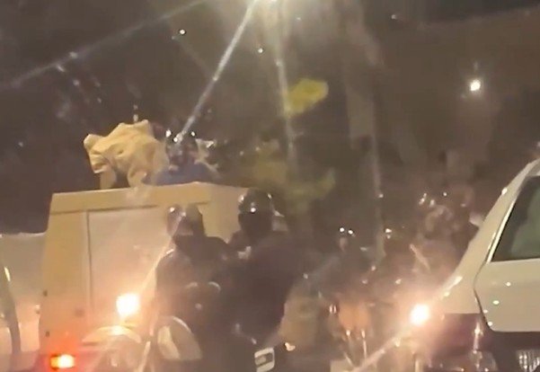 reports:-iranian-regime-accused-of-using-chemical-agents-in-crackdown-on-protesters