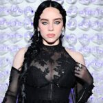 billie-eilish-says-protesters-are-being-‘assaulted-and-murdered’-during-award-speech