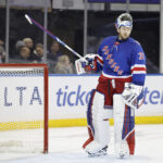 mike-sullivan-had-clear-reason-for-rangers-goalie-rotation-on-back-to-backs
