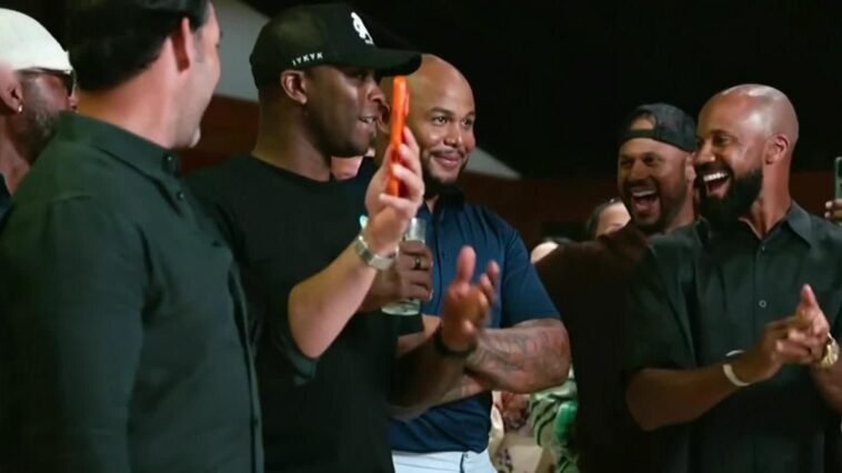 beltran,-a.-jones-elected-to-baseball-hall-of-fame