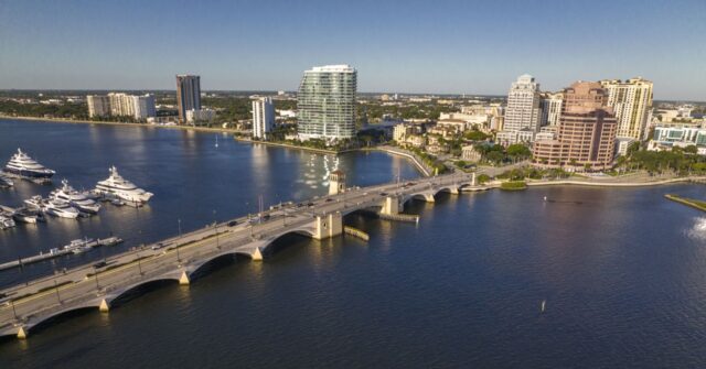 wells-fargo-moves-wealth-headquarters-to-florida-as-financial-firms-flee-blue-states