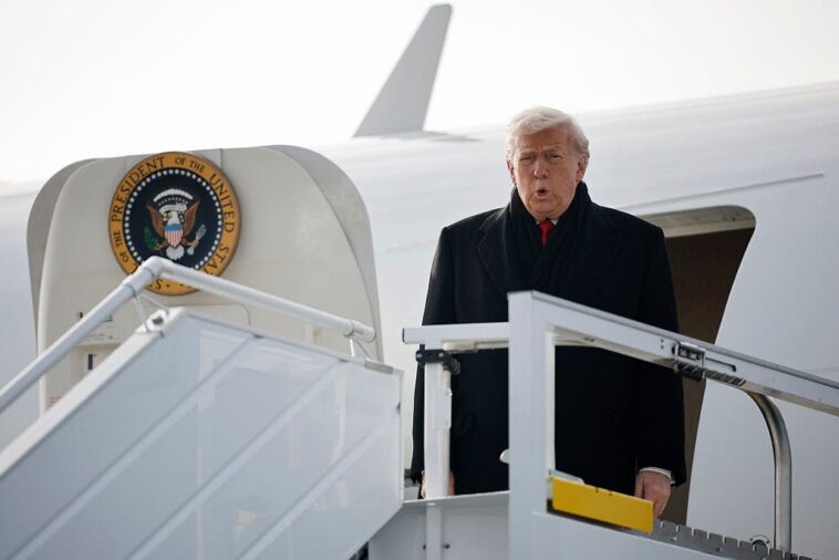 trump-arrives-in-switzerland,-set-to-confront-global-leaders-at-davos