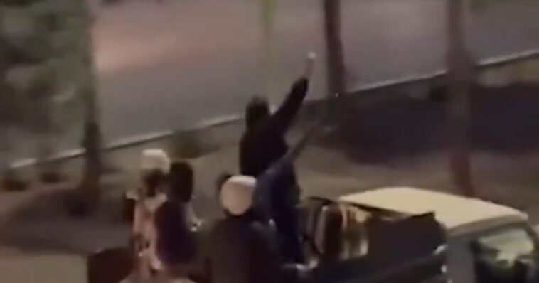 the-iranian-people-fight-back-as-the-murderous-islamic-regime-continues-to-kill-innocents