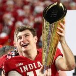 watch:-fernando-mendoza-gives-‘glory-to-god,’-says-he’ll-‘die’-for-his-team-after-nat’l-championship-win