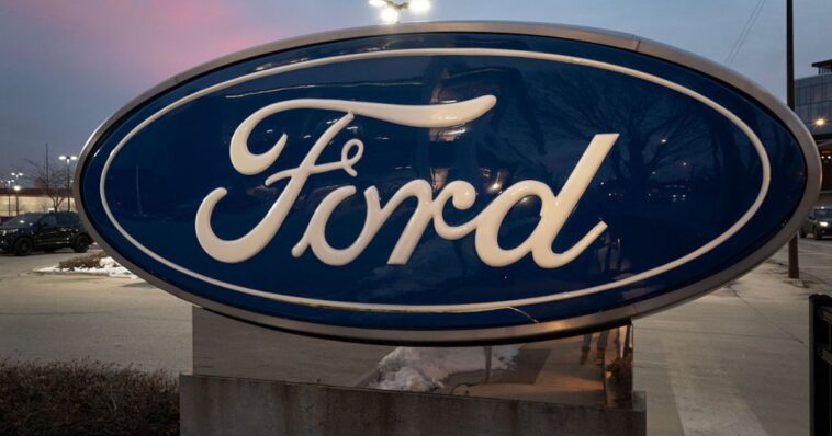 ford-recalls-119,000-vehicles-over-potentially-dangerous-defect