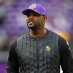 vikings-announce-brian-flores-extension-as-defensive-coordinator-despite-head-coach-interviews