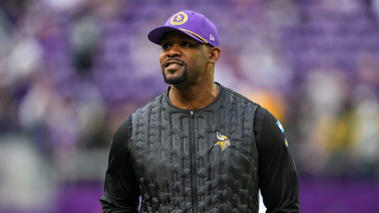 vikings-announce-brian-flores-extension-as-defensive-coordinator-despite-head-coach-interviews