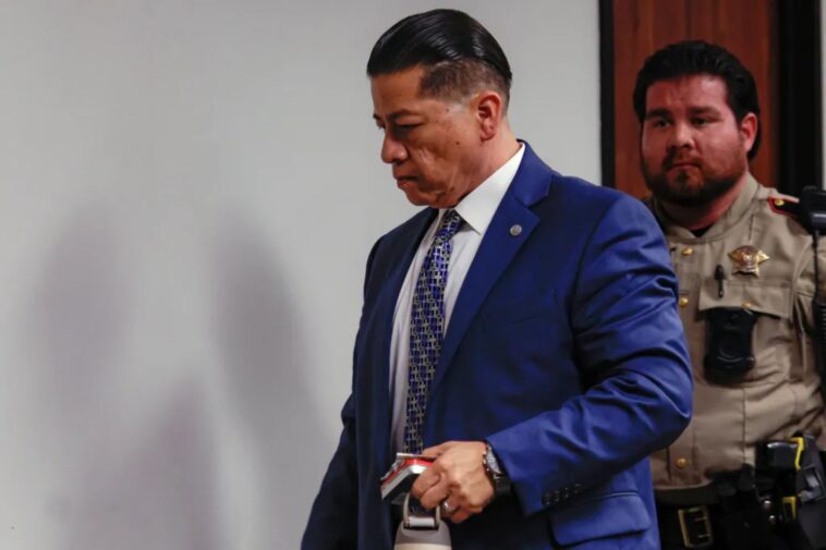 ex-uvalde-police-officer-who-responded-to-school-shooting-acquitted-from-charges-claiming-he-failed-his-duties