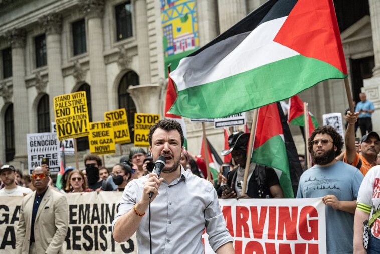 dhs-prepares-to-deport-anti-israel-activist-mahmoud-khalil-to-algeria