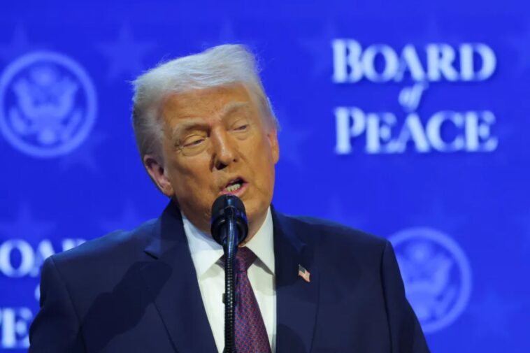 trump-says-a-‘massive’-armada-is-heading-toward-iran