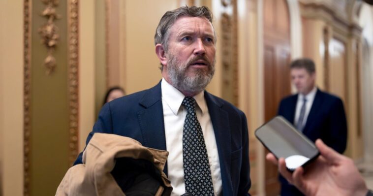 gop-barely-passes-dhs,-ice-funding-thanks-to-7-democrats-who-defied-their-party