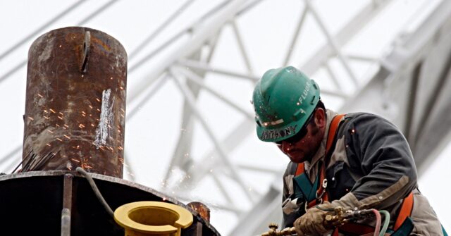 trump-says-us.-companies-will-start-drilling-venezuelan-oil-‘very-soon’