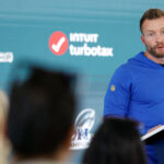 sean-mcvay-jokes-with-reporters-about-40th-birthday:-‘i’ll-slap-the-s—t-out-of-you’