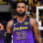 lakers’-lebron-james-shrugs-off-reported-tension-with-jeanie-buss:-‘it-don’t-bother-me’