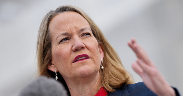 police-association-blasts-az-ag-kris-mayes’-‘reckless’-comments-about-shooting-ice-agents