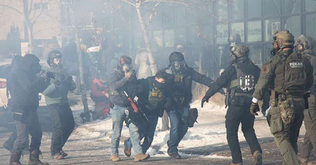 more-protests-in-minneapolis-after-federal-officers-shoot-armed-man