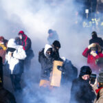 watch:-new-video-shows-struggle-leading-up-to-deadly-minnesota-shooting-by-border-patrol-agent