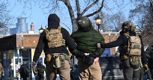 minneapolis-emergency-management-director:-ice-makes-people-‘afraid-to-go-to-doctor’