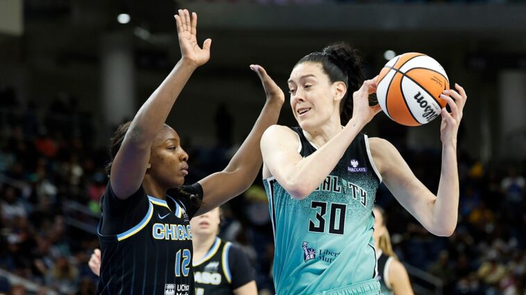 wnba-star-breanna-stewart-calls-to-‘abolish-ice’-before-unrivaled-game