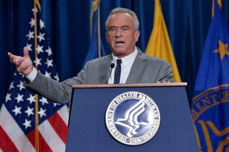 rfk-jr.-blames-big-tobacco-for-addictive-food-that-has-americans-stuffing-‘pie-holes’