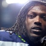 watch:-riq-woolen-taunting-penalty-nearly-costs-seahawks-chance-at-super-bowl