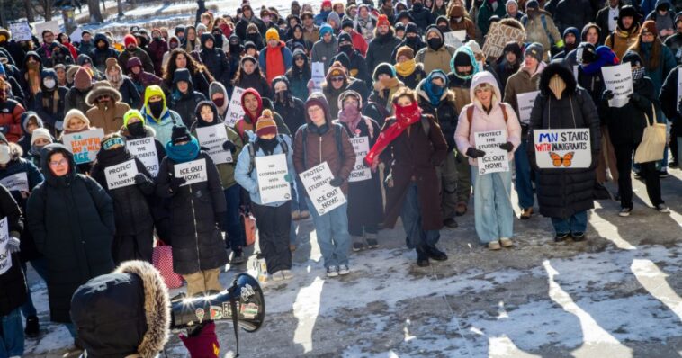 ‘this-is-not-a-protest’:-former-special-ops-soldier-says-insurgent-tactics-being-used-in-minnesota