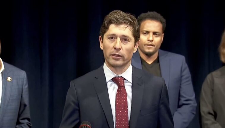 just-in:-trump-says-he-spoke-with-minneapolis-mayor-jacob-frey-as-tom-homan-en-route-to-minneapolis-–-homan-to-meet-with-frey