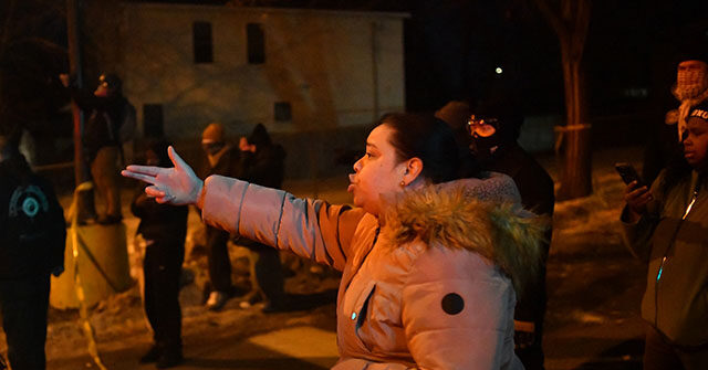 white-house:-trump-wants-minnesota-‘resistance-and-chaos-to-end-today’