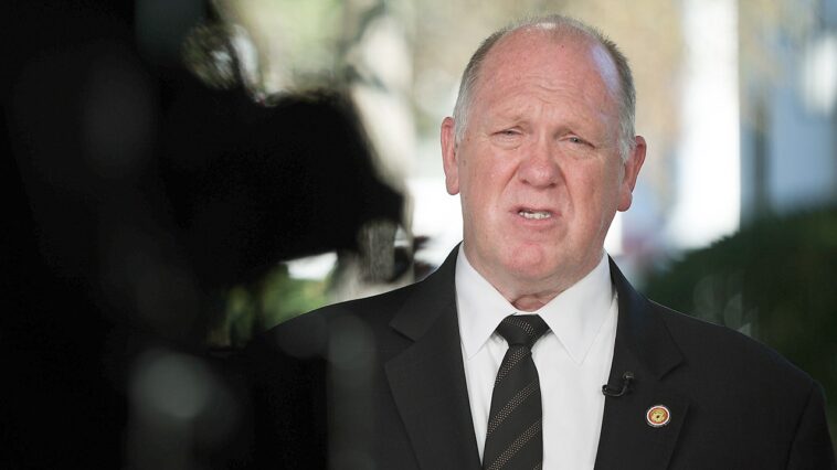 former-dhs-secretary-says-trump’s-choice-to-send-‘border-czar’-tom-homan-to-minnesota-is-‘stroke-of-genius’