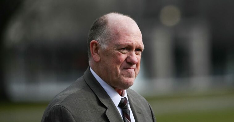 report:-trump-sending-in-the-great-tom-homan-to-personally-take-command-in-minneapolis-and-reassigning-bovino-after-shooting