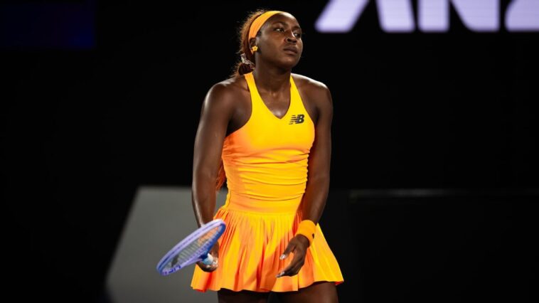 gauff-caught-in-‘private’-moment-smashing-racket