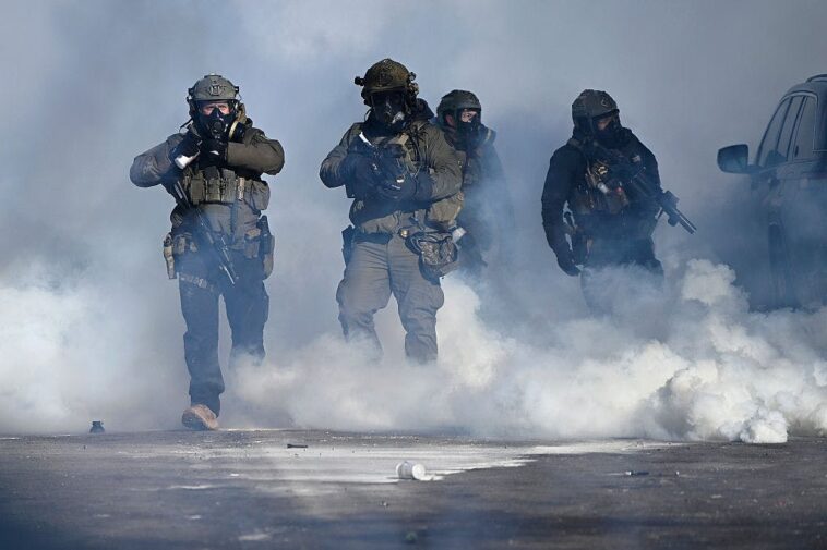 court-blocks-liberal-judge’s-attempt-to-tie-the-hands-of-ice-agents-in-minnesota