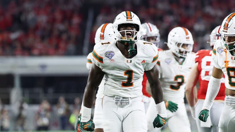 miami-star-linebacker-eyeing-return-for-8th-season-of-college-football:-reports