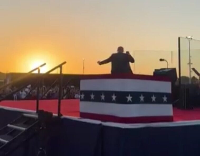 watch-live:-president-trump-delivers-remarks-in-iowa-–-4-pm-et