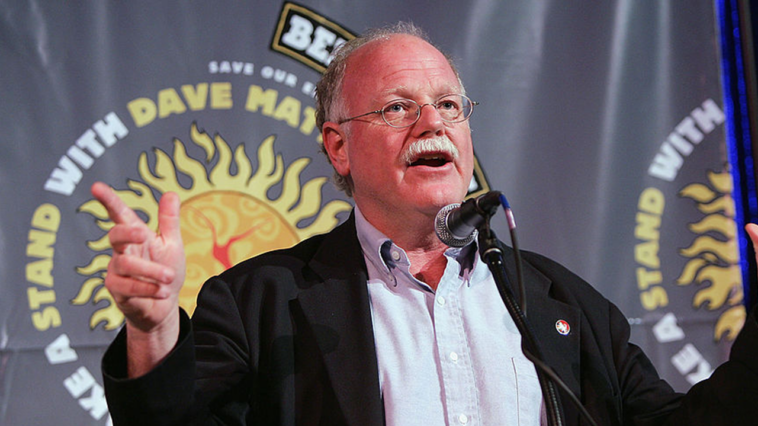 ben-&-jerry’s-co-founder-calls-for-ice-to-be-‘defunded-and-disbanded’:-‘this-is-not-freedom’