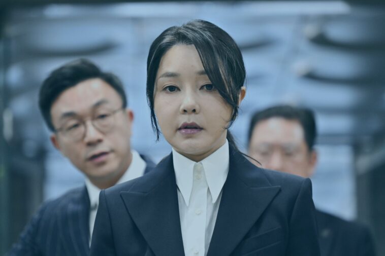 south-korea’s-former-first-lady-sentenced-to-20-months-in-prison-for-corruption