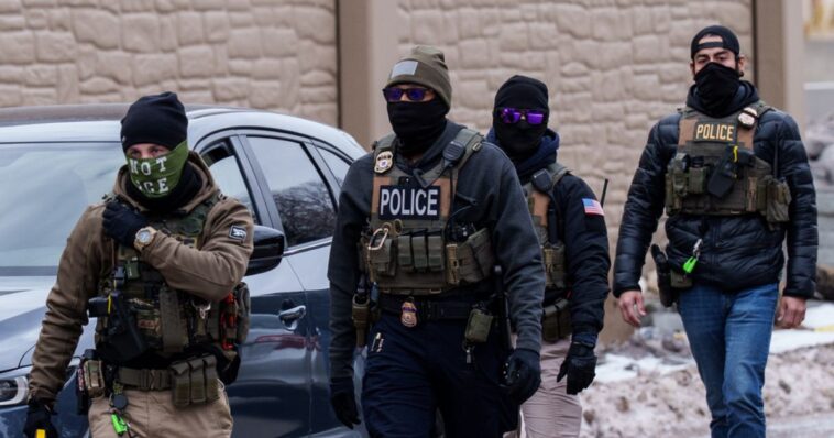 watch:-handcuffed-illegal-alien-uses-woman-and-child-for-cover-and-bolts-–-he-didn’t-make-it-far