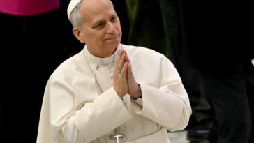 pope-leo-prays-for-‘no-more-antisemitism-and-no-more-prejudice’-on-holocaust-remembrance-day