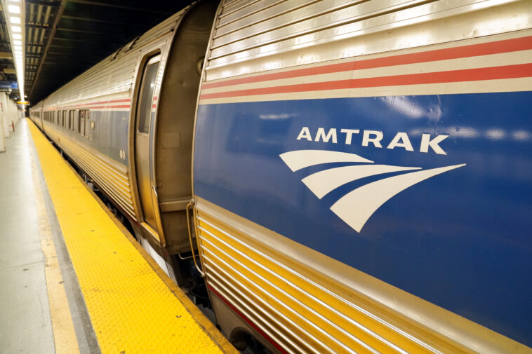amtrak-to-restore-albany-new-york-service,-avoiding-years-of-commuter-chaos