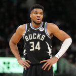 giannis-antetokounmpo-next-team-odds:-heat,-knicks,-warriors-favored-to-trade-for-two-time-nba-mvp