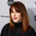 molly-ringwald-warns-that-people-who-support-ice-will-be-seen-as-‘collaborationists’