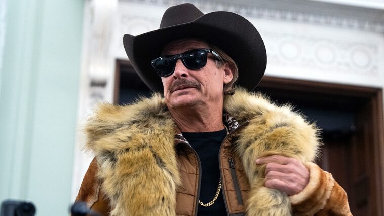 kid-rock-slams-event-ticketing-system-as-a-‘complete-fiasco’-for-concert-fans