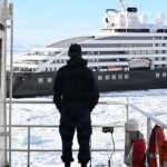 us-coast-guard-rescues-cruise-ship-stranded-in-ice:-see-the-video