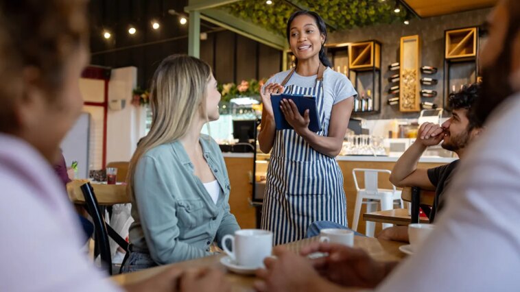 restaurant-tipping-confusion-solved:-experts-reveal-when-you-should-give-more